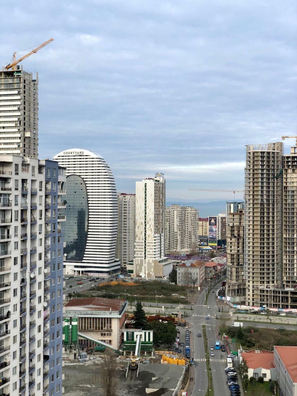 Cozy Bright Apartment With Amazing Sea View Batumi Esterno foto